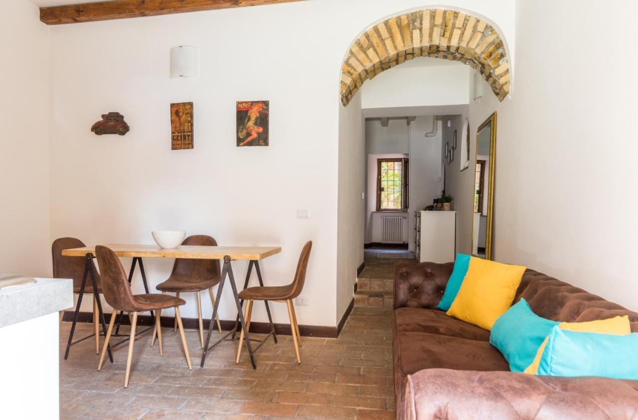 VII Coorte A Trastevere Рим Экстерьер фото