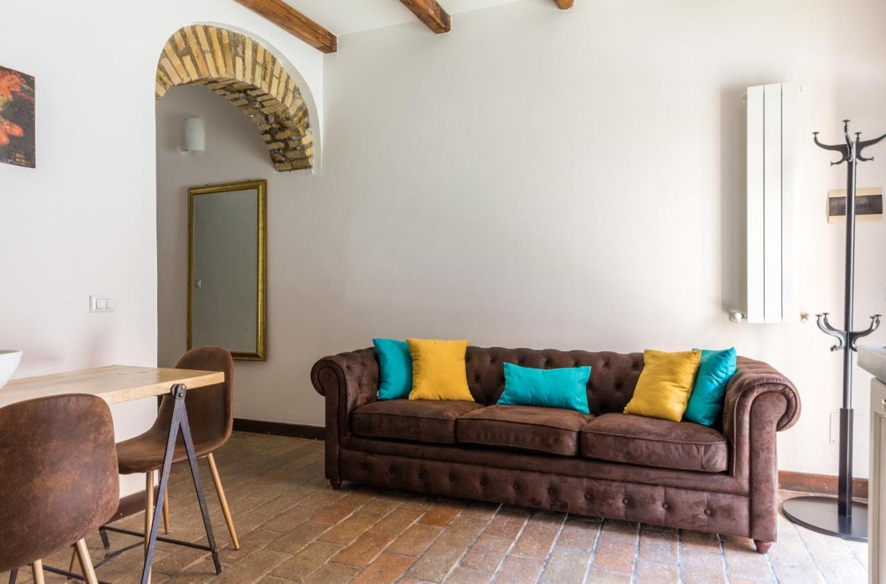 VII Coorte A Trastevere Рим Экстерьер фото